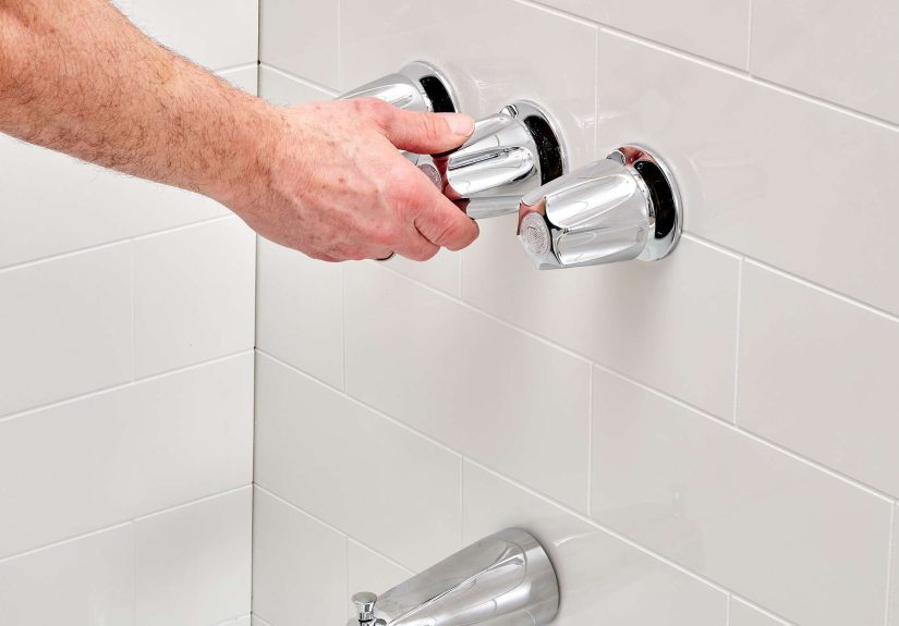 How to Replace a Bathtub Faucet