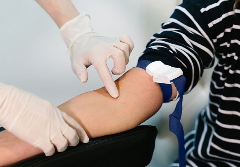 White blood cell count and ovarian cancer: Tests and diagnosis