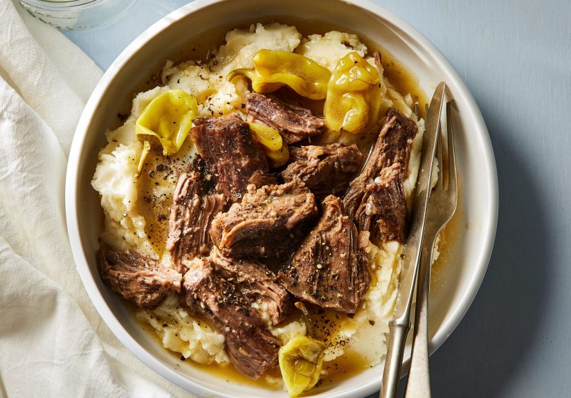 17 Winter Slow Cooker Recipes to Make This Season