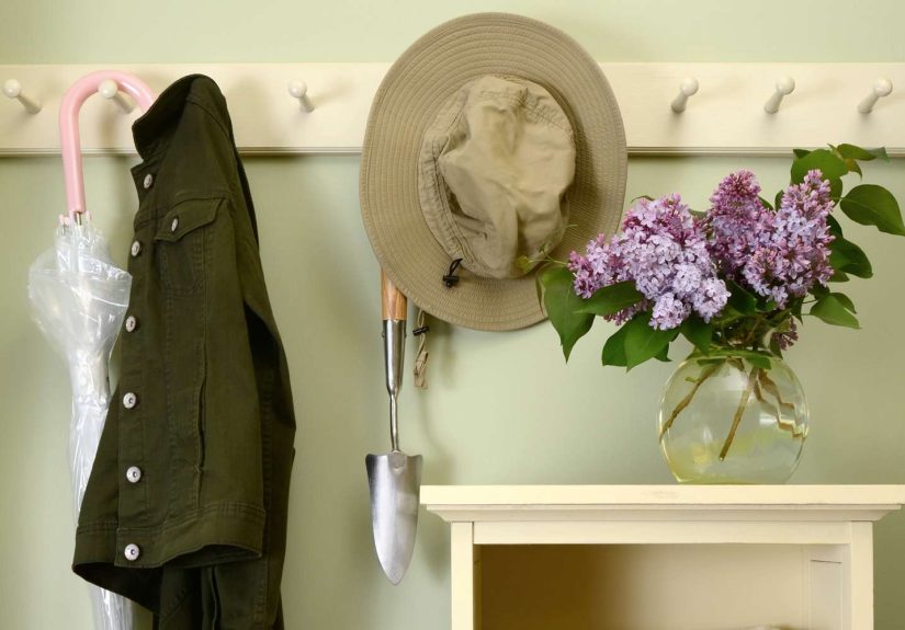 5 Mental Habits That Could Be Sabotaging Your Decluttering Goals