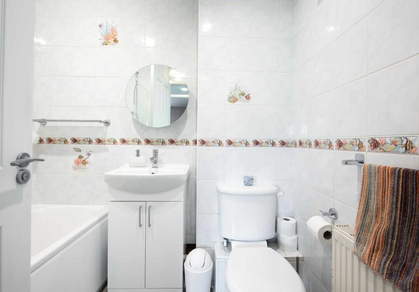 7 Features That Are Making Your Bathroom Look Dated, Designers Say