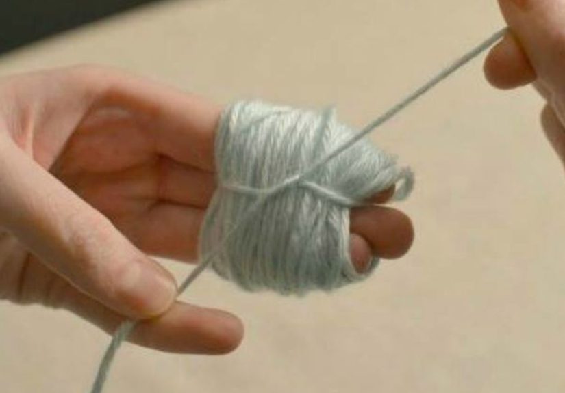 DIY Pom Pom Mobile Tutorial