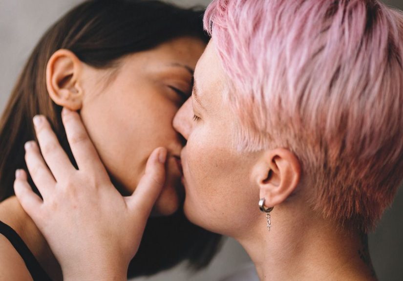 Erotic Asphyxiation: 10 Things to Know About “Safe” Breath Play