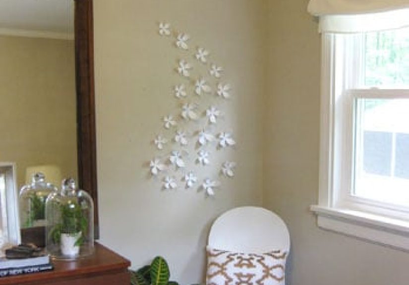 Hanging Umbra's Wallflowers On Your Wall Is Fun, Here's What We Did & How We Did It