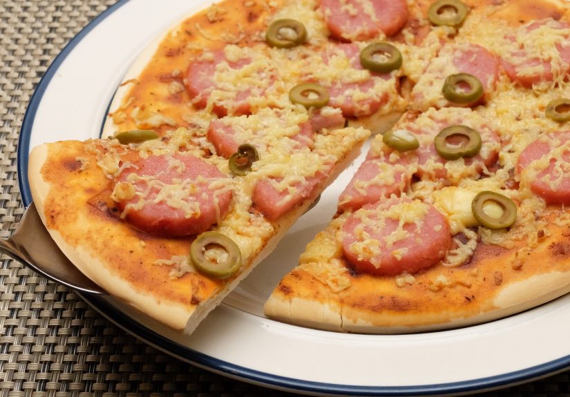 How to Cook Pizza in a Gas Oven: 14 Steps