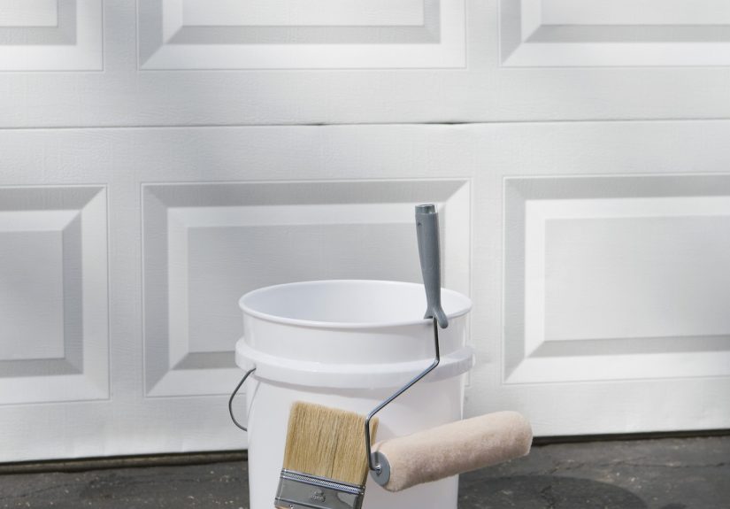 How to Paint a Garage Door