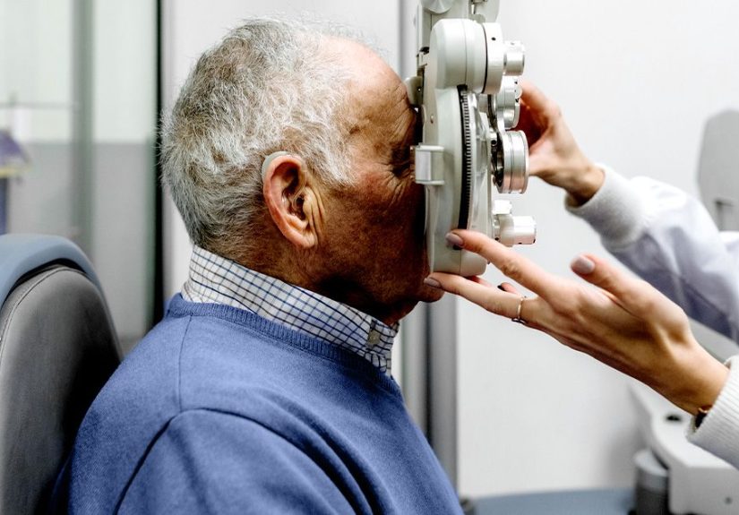 Intraocular lens dislocation: Symptoms, causes, and treatment