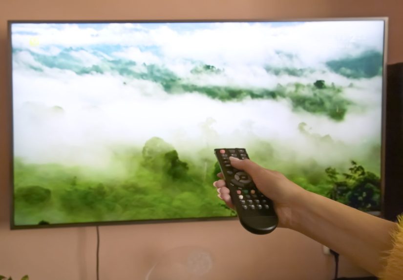 LCD Displays and Bit Color Depth