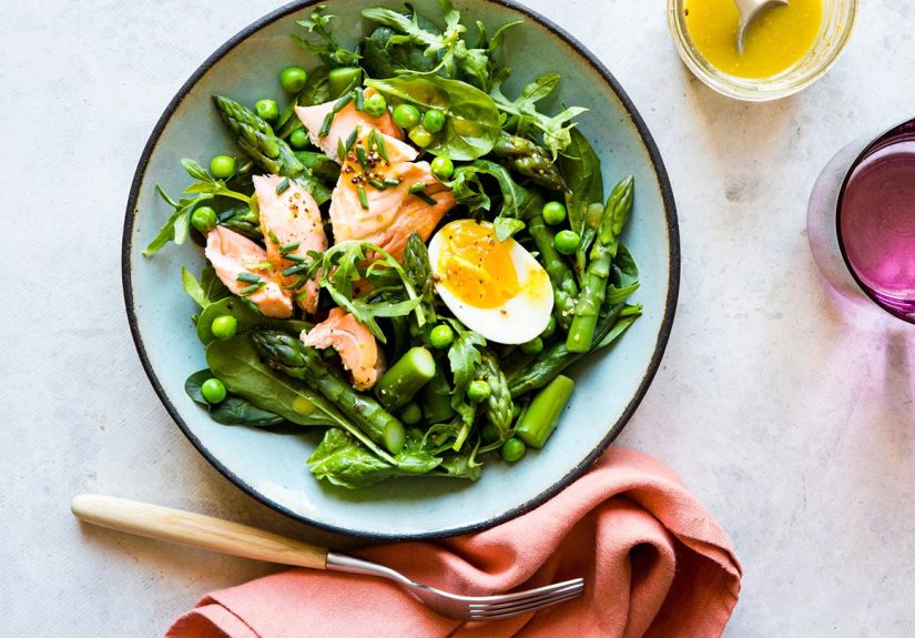 What to Eat and What to Avoid for Osteoporosis Prevention