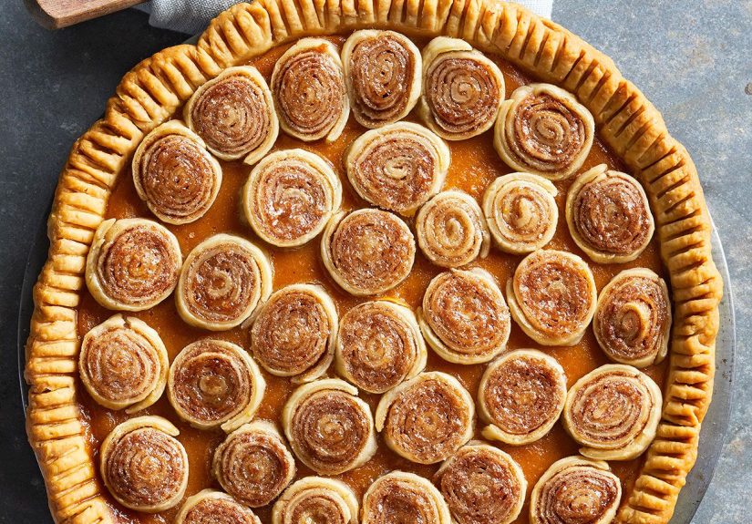 25 Fun Ideas for Hosting Thanksgiving