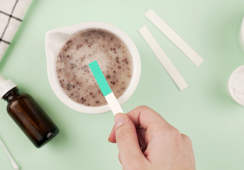 3 Ways to Make Baking Soda Toothpaste