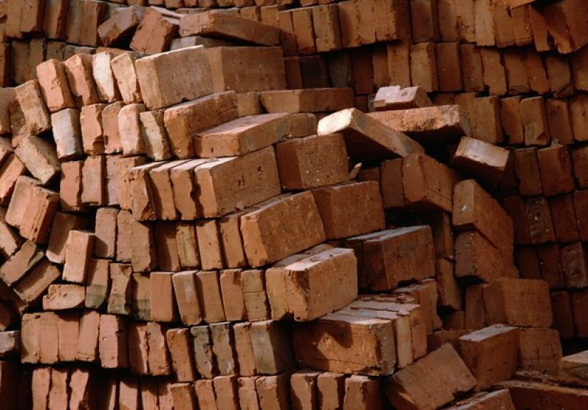 How to Install Brick Around a Window