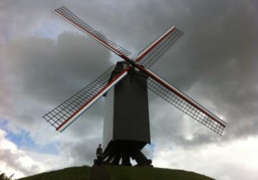 Is Not Wanting To Be Rich Selfish? Ways To Help Others More