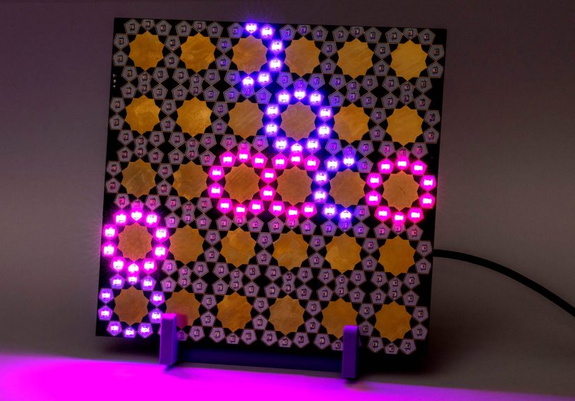 Luminary Geometry: LED Period-Tracking Lunar Calendar - Make: