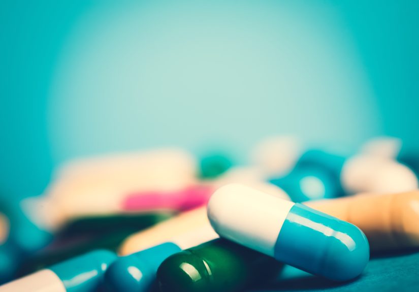 Should only infectious disease specialists be allowed to prescribe antibiotics?