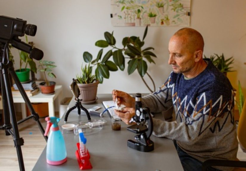 Strategies to Elicit Engagement in Online Labs