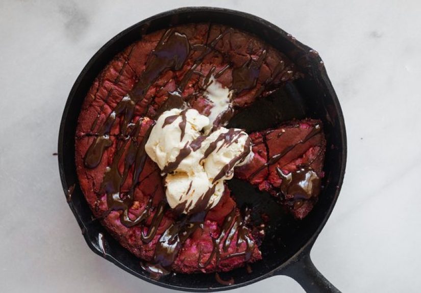 Cast Iron Skillet Recipe: Red Velvet Cookie