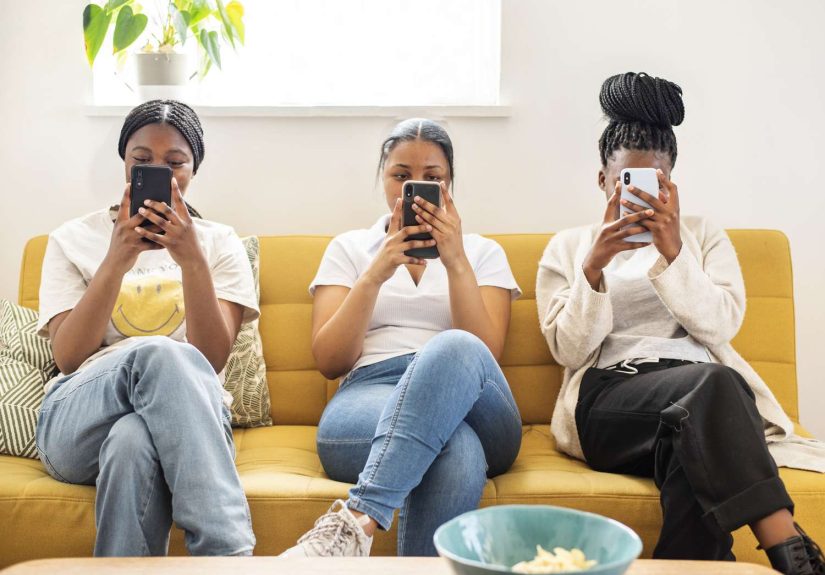 Google’s Nearby Share Might Rival Airdrop Soon