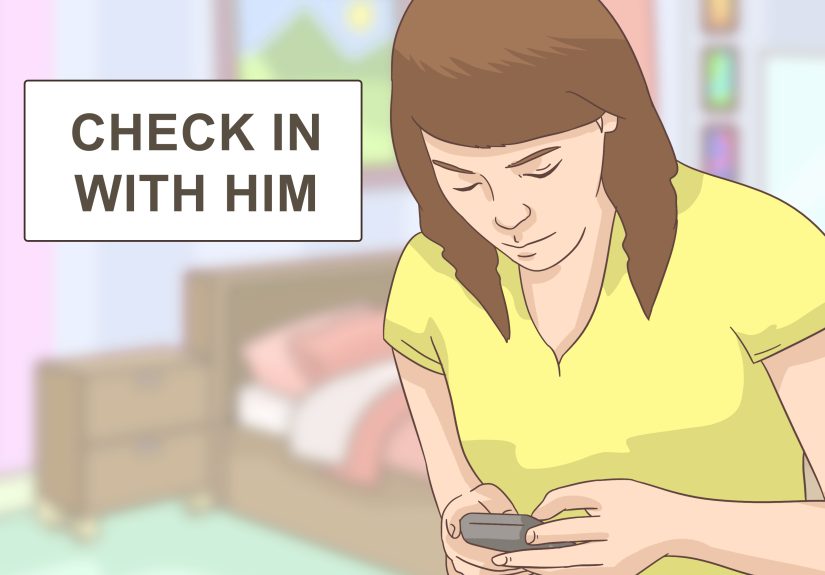 How to Ask a Guy Out over Text: 11 Steps