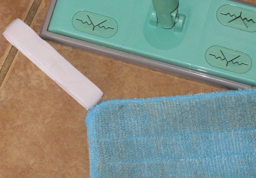 How to Improvise a Spray Mop DIY