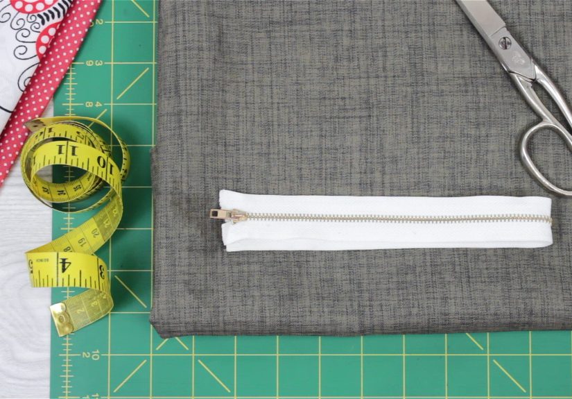 How to Make a Pleated Skirt: 15 Steps