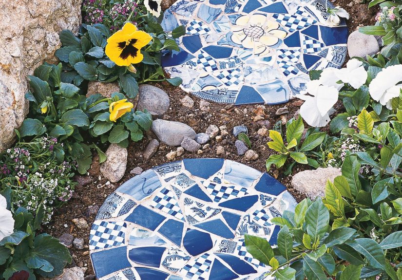 How to Make Tile-Topped Stepping Stones