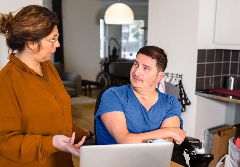 What Are the Signs of a Covert Narcissistic Mother?