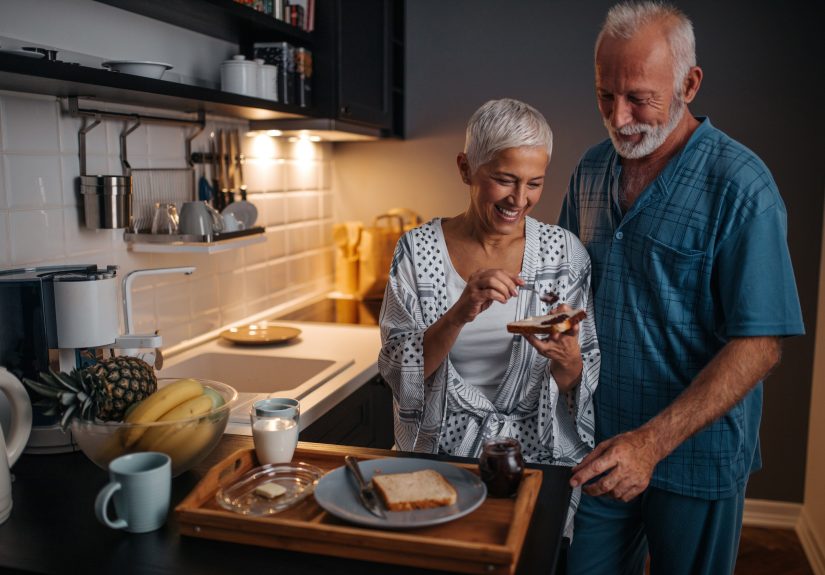 What Is a Reverse Mortgage (HECM) - How It Works, Pro & Cons - Money Crashers