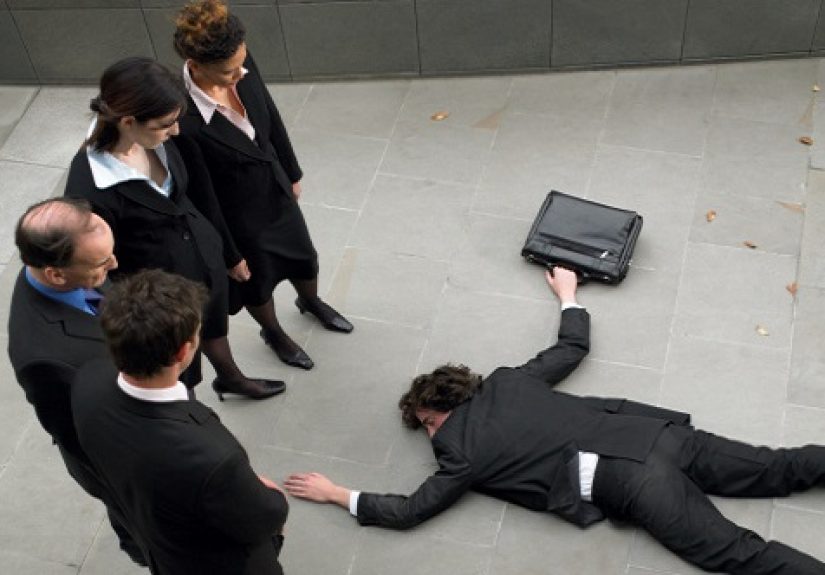 10 Infuriating Cases Of People Refusing To Help