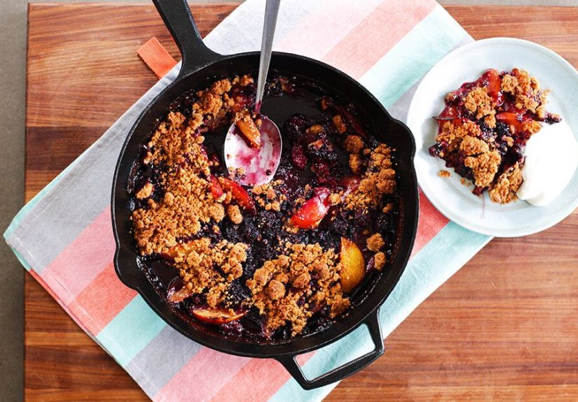 Cardamom-Spiced Peach and Blackberry Crumble