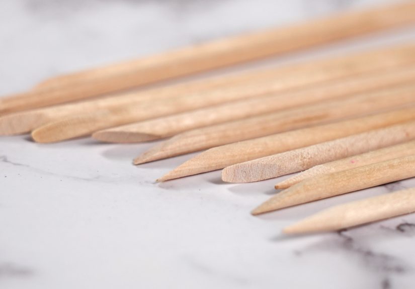 How to Push Back Your Cuticles: 14 Steps