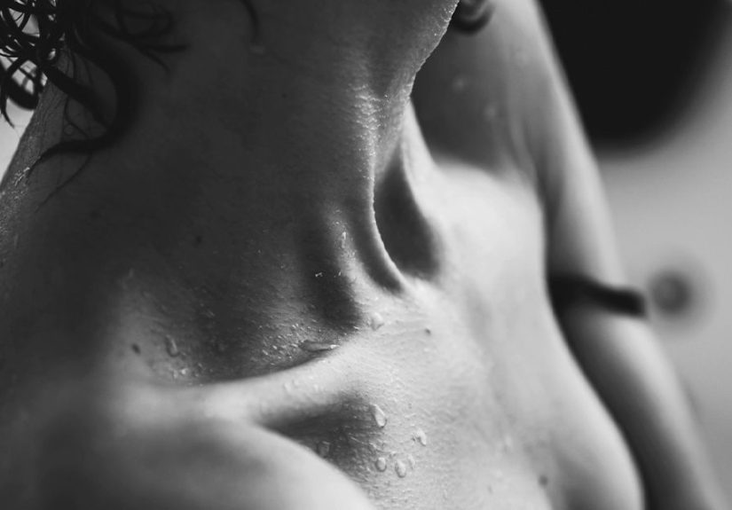 Lump on Collarbone: Symptoms, Causes, and Treatment