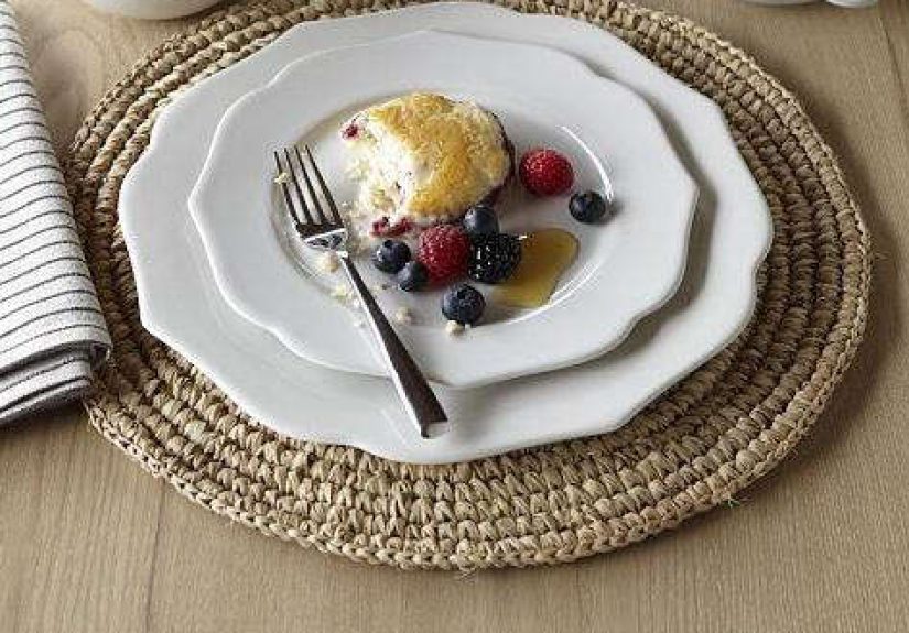 NeoBaroque Dinnerware