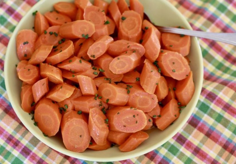 Slow Cooker Maple Glazed Carrots Recipe