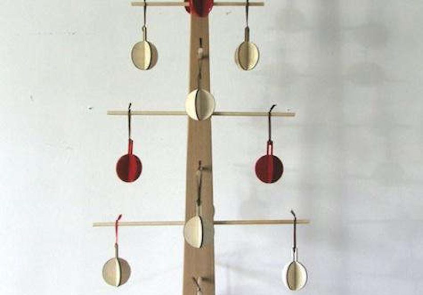 Holiday Decor: Wooden Christmas Trees