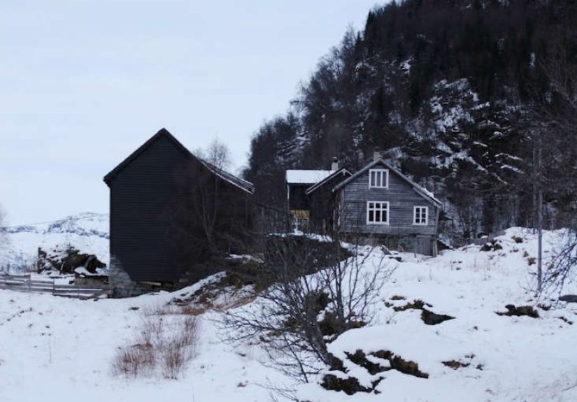 A Mountain Home in Norway, Christmas Decor Included
