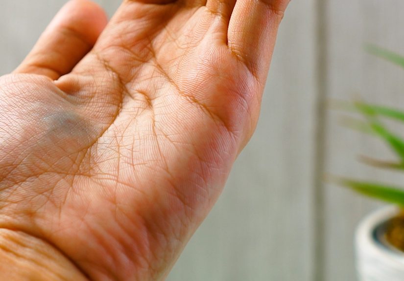 4 Ways to Clean Food Coloring off Skin
