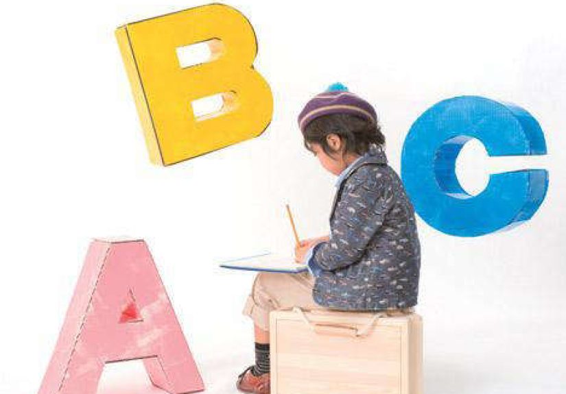 Children's Rooms: Atelier Book Chair