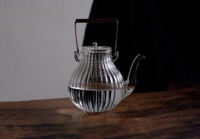 Hammer Pattern Petal Teapot